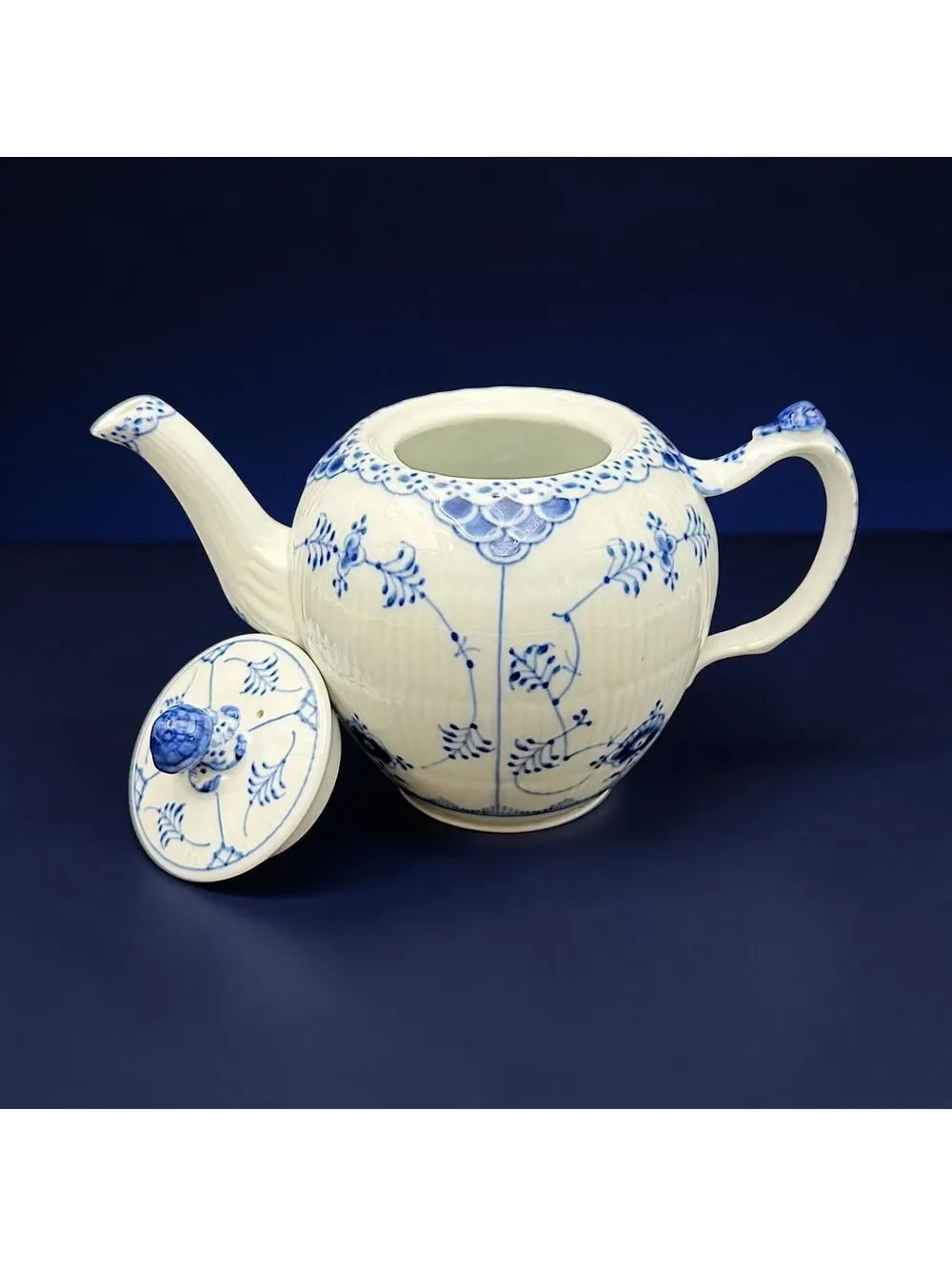 Vintage Royal Copenhagen Blue Fluted Plain Teapot #610 Denmark Porcelain Tea Pot
